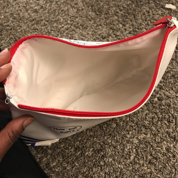 Handbag - Picture 3 of 3